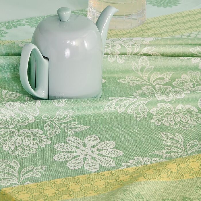 Серветка Garnier Thiebaut Mille Lace Amande 45 x 35 см, з покриттям