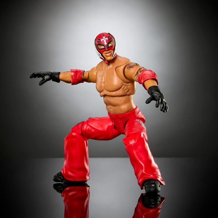 Колекційна фігурка Mattel WWE Ultimate Edition Rey Mysterio Fan TakeOver зі змінними аксесуарами, додатковими головами та змінними руками HVV70