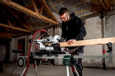 Торцювальна пила Metabo KGS 305 M - 613305000 - з лінією Precision Cut Line, пиляльним диском 305 мм і функцією протягування - довжина кабелю 2 м