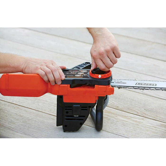 Акумуляторна літій-іонна ланцюгова пила BlackDecker 36V GKC3630L20 з акумулятором та зарядним пристроєм / Ідеально підходить для деревообробки та садівництва / Довжина полотна 30 см