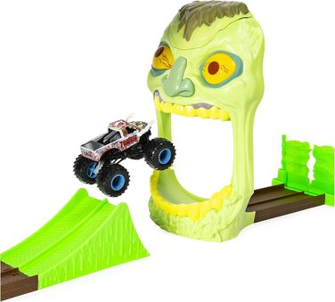 Ігровий набір Monster Jam Original Zombie Madness з ексклюзивним монстр-траком Зомбі, масштаб 164