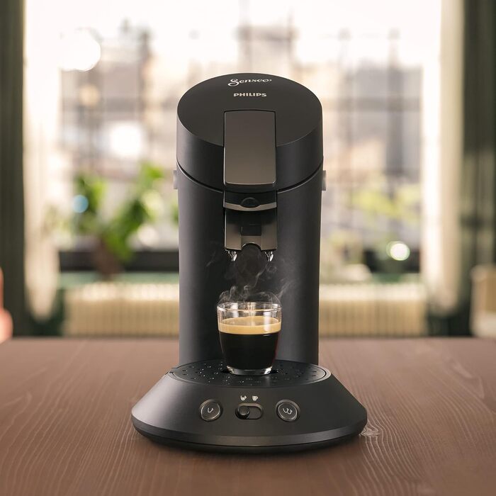 Кавоварка Philips Senseo Original Plus, чорна, вибір інтенсивності, технологія Coffee Boost, виготовлена з переробленого пластику, CSA210/60 матовий чорний