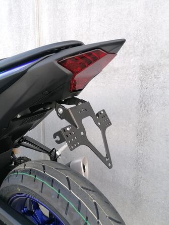 Тримач номерного знака GroFaTec EVO для Yamaha YZF-R3 / MT-03 15-22 Тримач номерного знака Тримач номерного знака короткий задній Porta Targa YZFR3