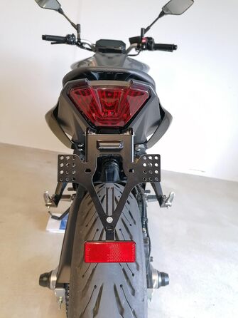 Тримач номерного знака GroFaTec EVO Set для Yamaha MT07 Bj 2013-2022 Тримач номерного знака MT 07 Тримач переноски Коротке заднє перетворення Porta Targa MT07