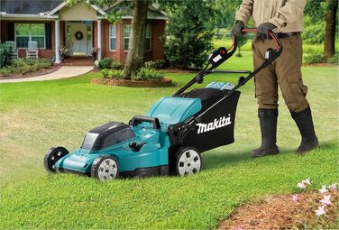 Газонокосарка Makita DLM480CT2 Twin 18 В (36 В) Li-Ion LXT 48 см в комплекті з 2 батареями по 5,0 Ач і двопортовим зарядним пристроєм, синя