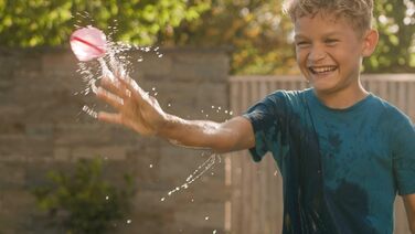 Багаторазові самозакривні водяні кульки, виготовлені з екологічно чистого силікону, не викликають алергії - доступні в наборах по 3 і 6 шт.