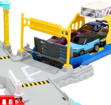 Ігровий набір Matchbox Cars, Поромний порт, висувний пором на колесах, функції активуються машинками та дітьми, включає 1 Land Rover, HMH29