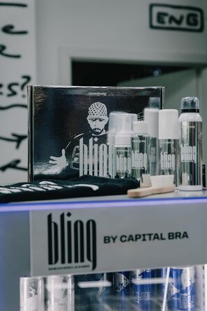 Набір cleangang Capital Bra Premium BLING Box із рушника, піни для чищення, щітки для чищення водонепроникного спрею