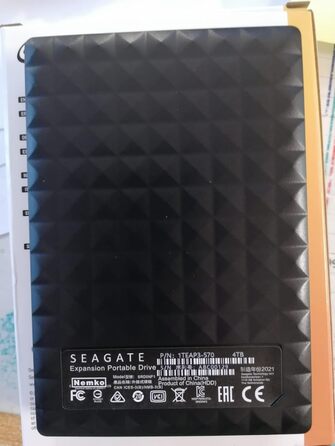 Портативний зовнішній портативний жорсткий диск Seagate Basic на 4 ТБ, 2,5-дюймовий, USB 3.0, номер моделі STJL4000400 4 ТБ