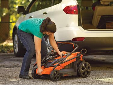 Електрична газонокосарка BlackDecker 2000 Вт 3-в-1, ширина зрізу 48 см, травозбірник 50 л, , LM2000