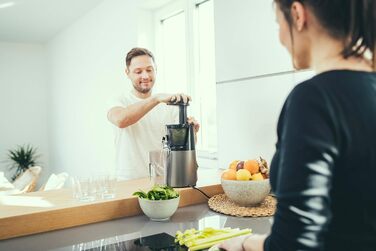 Соковижималка для соку, сорбету, морозива, варення та багато іншого, електрична соковижималка з нержавіючої сталі, легко миється завдяки концепції Easy-Clean, контейнер для збору 1 л, 150 Вт, ES 3571