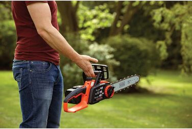 Акумуляторна літій-іонна ланцюгова пила BlackDecker 36V GKC3630L20 з акумулятором та зарядним пристроєм / Ідеально підходить для деревообробки та садівництва / Довжина полотна 30 см