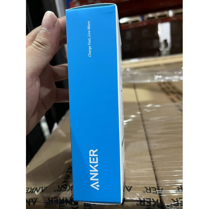 Зовнішній акумулятор Anker PowerCore 5000mAh Компактний зарядний пристрій для мобільних телефонів з Power IQ, сумісний з iPhone XS Max/XR/XS/X/8/8 Plus, iPad, Galaxy та іншими (чорний)