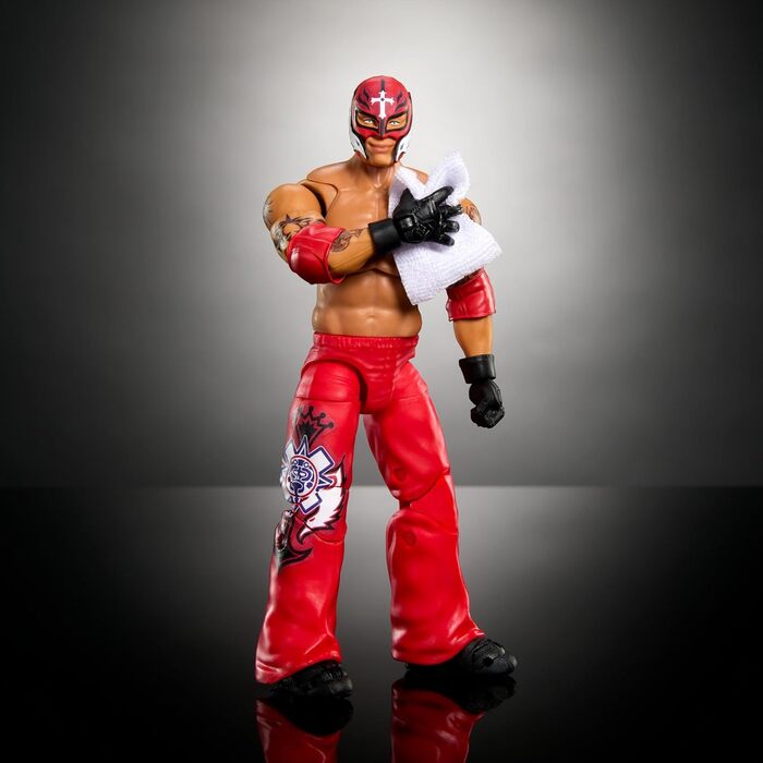 Колекційна фігурка Mattel WWE Ultimate Edition Rey Mysterio Fan TakeOver зі змінними аксесуарами, додатковими головами та змінними руками HVV70