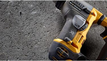 Акумуляторний перфоратор Dewalt 18В SDS-plus XR DCH172N (16 мм, безщітковий двигун, електропневматичний ударний механізм, з вбудованим світлодіодним підсвічуванням, вкл. додаткову рукоятку, поставляється без акумулятора та зарядного пристрою)