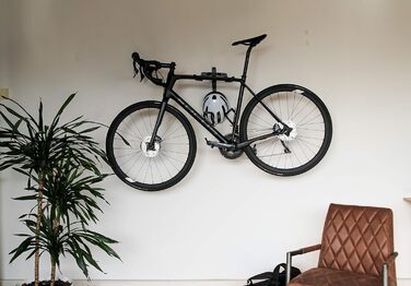 Настінні гачки BBB CyclingWallMount для велосипедівНастінний кронштейн з гачком для зберігання велосипеда Максимальна ширина керма 70см. Максимальне навантаження 20 кг