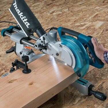 Пила торцювальна Makita 216 мм, LS0815FL