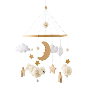 Тварини Мобільні дитячі дзвіночки Wind Chimes, Зоряний місяць Lamb Mobile Baby Wood з фетровими кульками, Мобільний кулон з дзвіночком для дитячої дівчинки для дитячого ліжечка хлопчиків і дівчаток (білий)