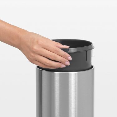 Відро для сміття Brabantia Touch 3 л з пластиковою вставкою/Brilliant Steel 3 л Brilliant Steel