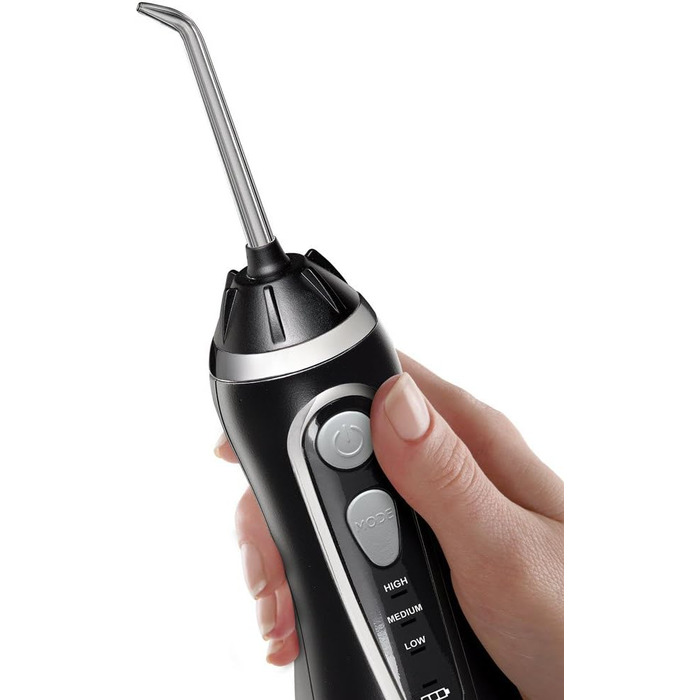 Акумуляторний іригатор для порожнини рота Waterpik Cordless Advanced Waterflosser з 4 насадками, діапазон тиску від 3.1 до 5.2 регулюється за допомогою 3 налаштувань тиску, з індукційною системою зарядки, чорний (WP-562EU), 1 упаковка